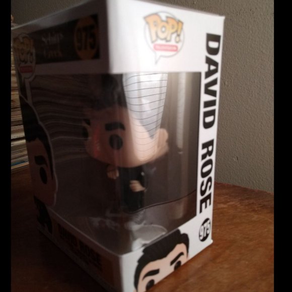 Schitt's Creek David Rose Funko Pop! - Picture 2 of 7